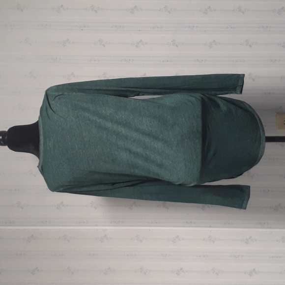 Motherhood Maternity Womens Green Long Sleeved Christmas Holiday Top Size XL - Picture 3 of 11